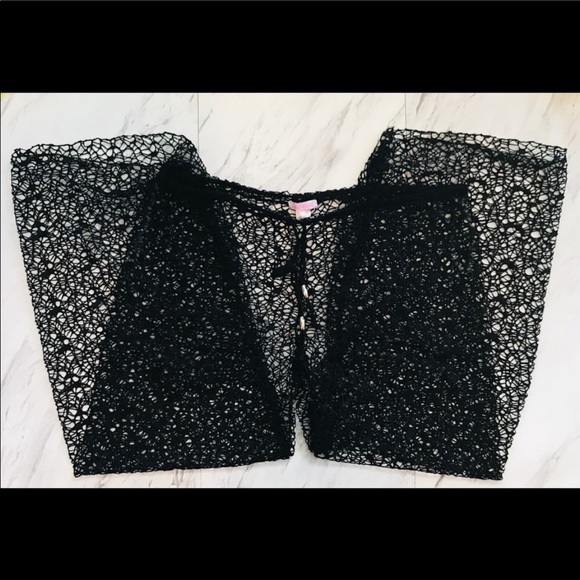 Pants Cover up mesh style. - Picture 2 of 2